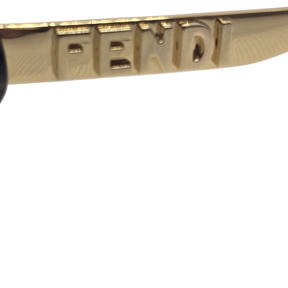 NEW FENDI Tortoise Shell Cat-Eye Sunglasses - Picture 6 of 6